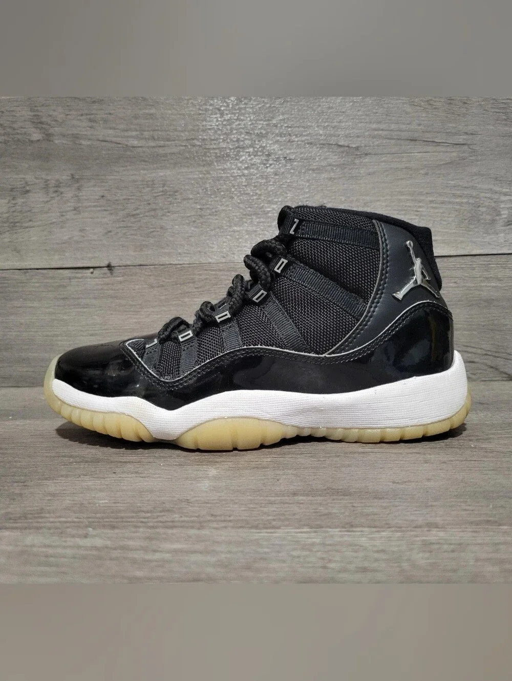 Air Jordan 11 Retro Jubilee 25th Anniversary Size 4.5y Black 378038-011 GS